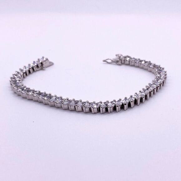 Dazzling Ice Cubic Zirconia Over Rhodium and Silver Plated Tennis Bracelet - Picture 4 of 6